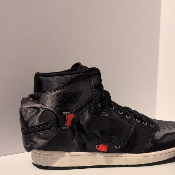 Air Jordan 1 Utility High Stash Black On Black - Picture 16 of 16